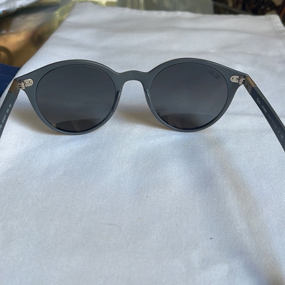 RAY BAN 4296 6332/88 50 21 150 Lite Force. Matte dark gray frames, silver lenses - Picture 5 of 8